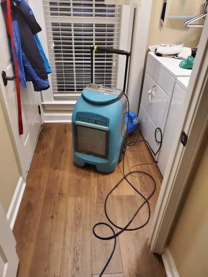 Commercial dehumidifier deployed for Crawl Space Restoration in St. Charles